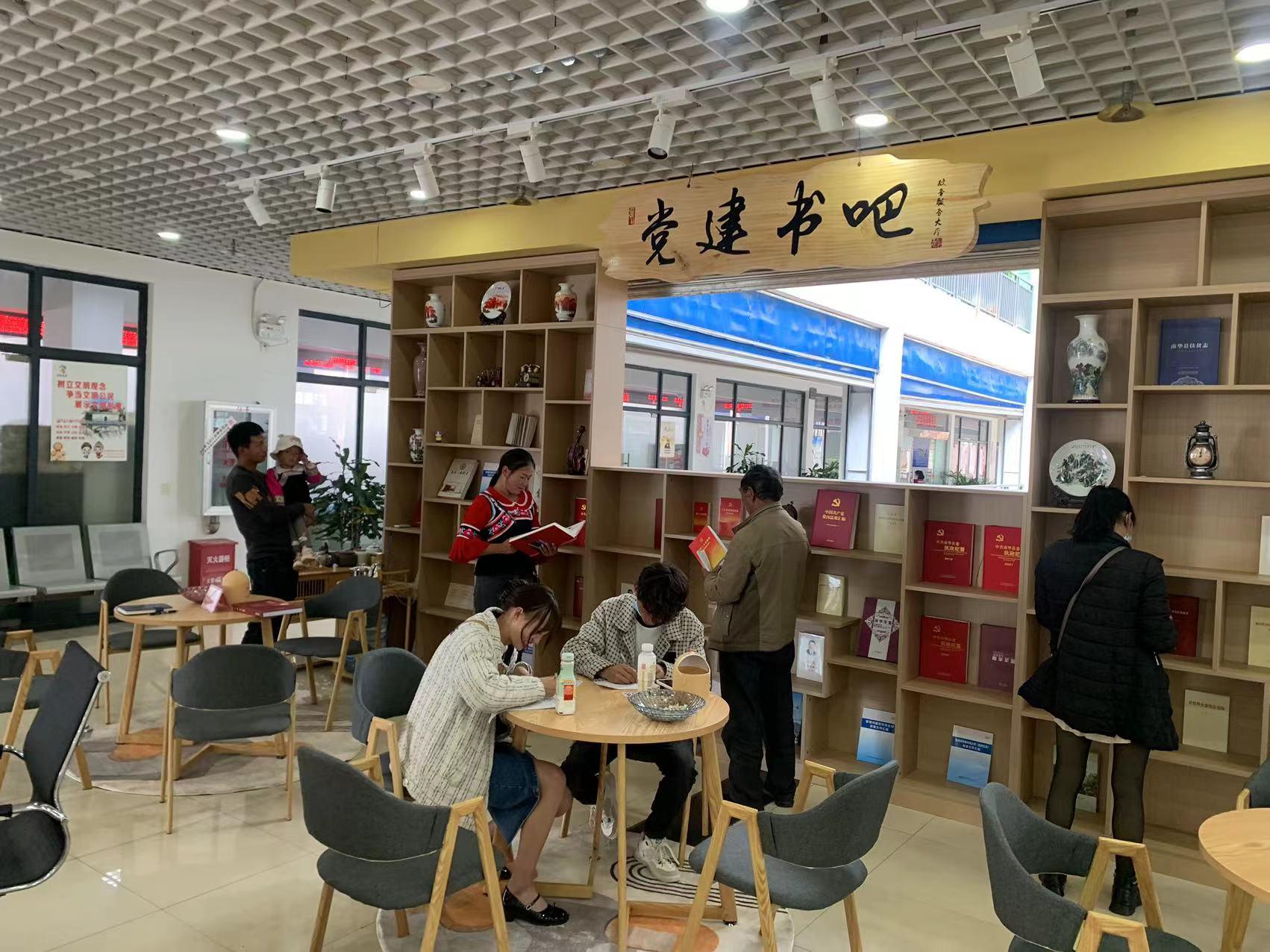 南华县数据和政务效劳局新项目启动，推动数字化转型，优化政务效劳体验