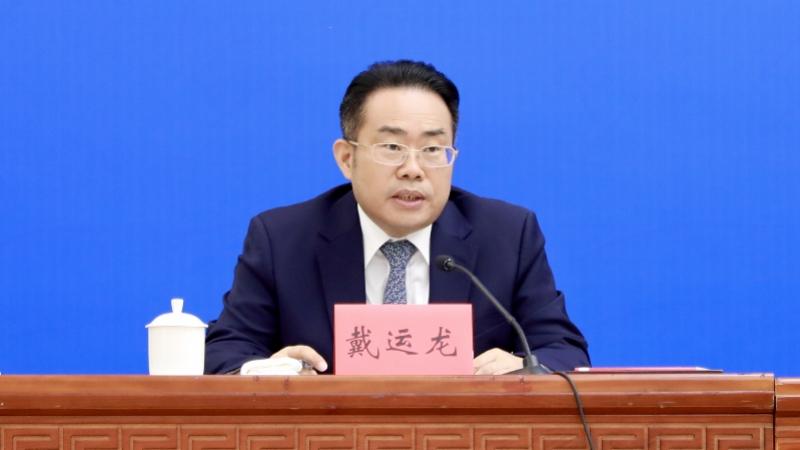 2025新澳门精准免费大全，深层数据妄想实验