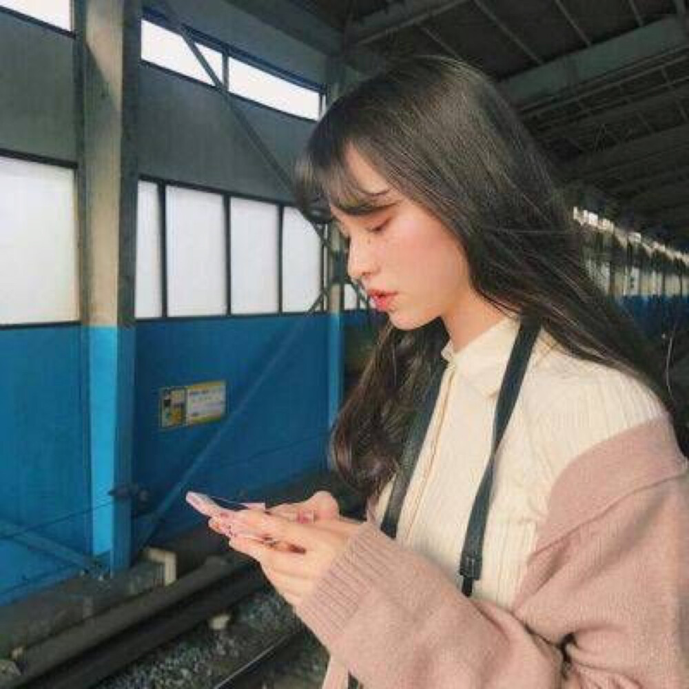 QQ头像女生最新版盛行趋势及选择建议