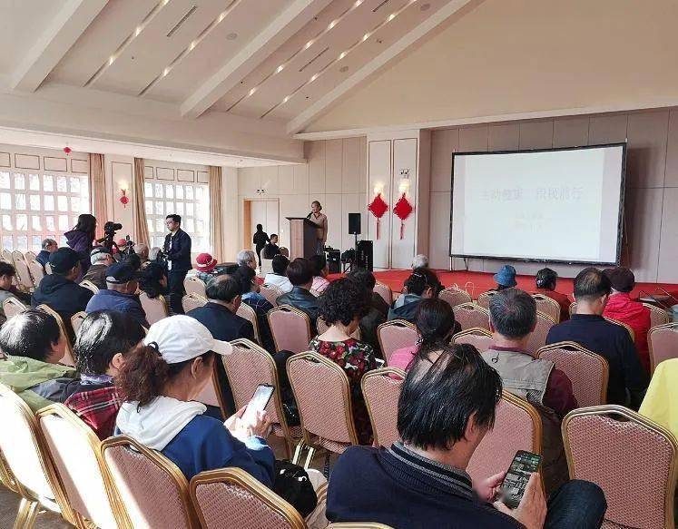 泉湖村委会最新向导团队亮相，展望未来生长之路
