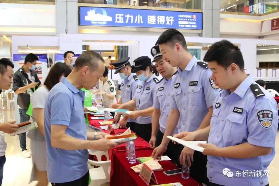 崇信县公路运输治理事业单位最新向导概览，向导名单及职责揭秘！