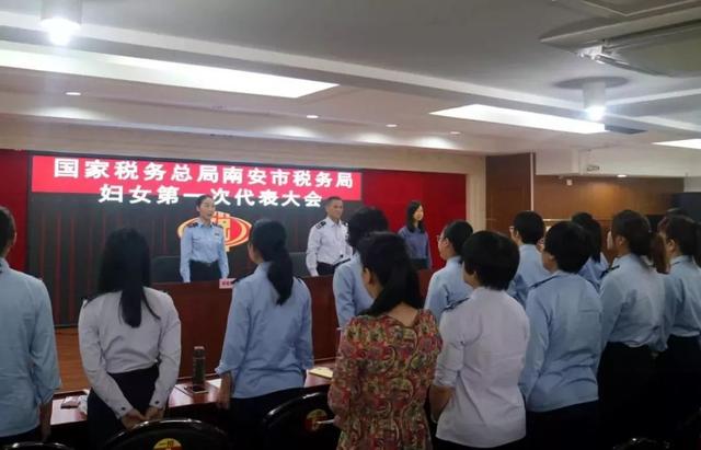 张掖市国税局新任向扶引领税务刷新，助力地方经济生长新篇章