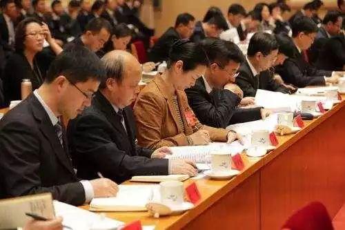 中纪委最新动态，反腐斗争一连深入推进
