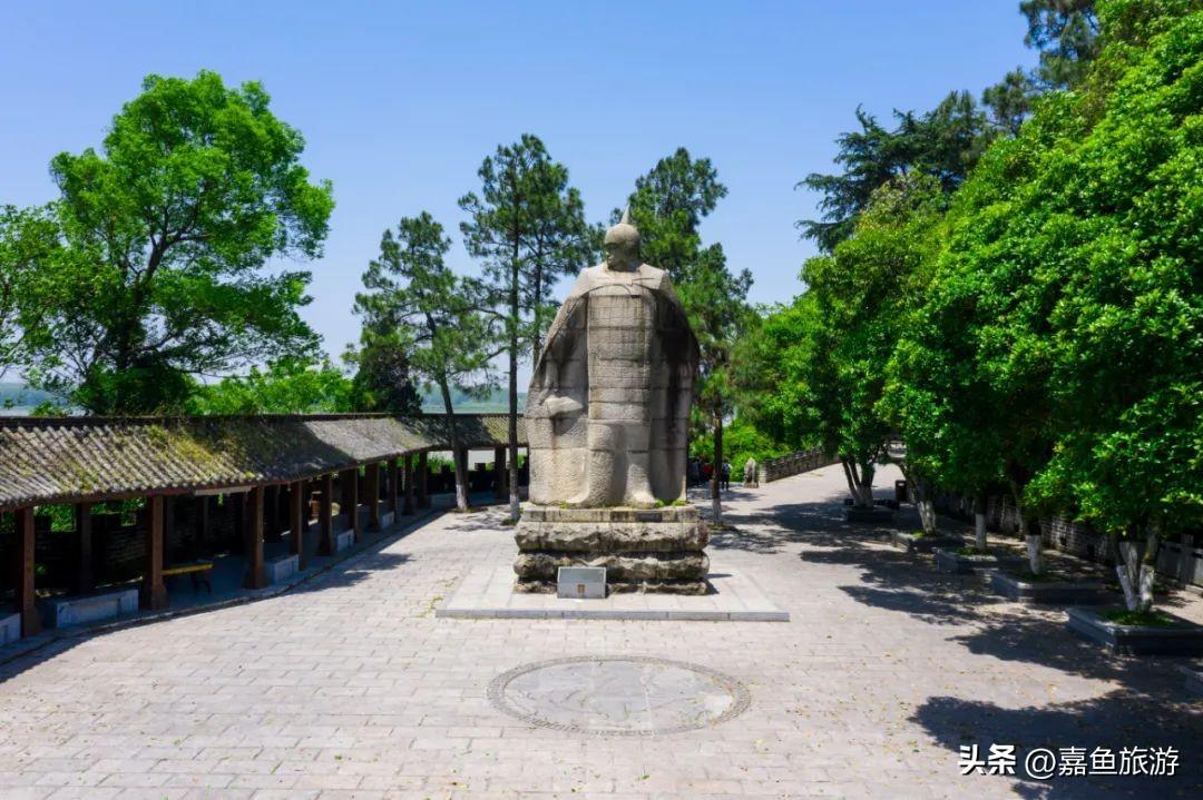 成以柳