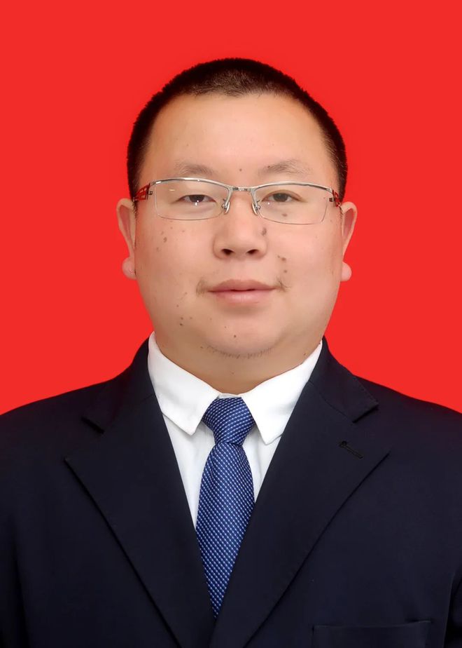 奉节县小学新任向导团队，引领未来教育的新实力首脑登。
